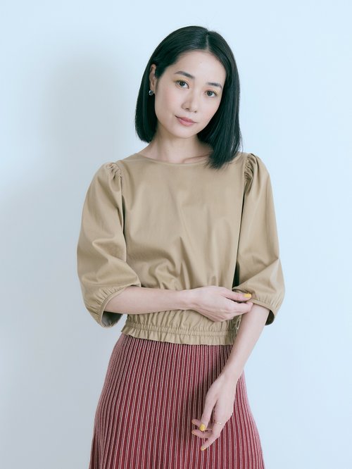許許兒 XUXUWEAR 蜜蜂山谷七分袖上衣-回家的路