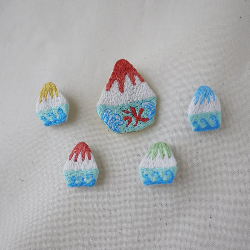 "Taiwanese early taste" series - mini-ice hand embroidery badge / badge - (red / green) - single - Brooches - Thread 