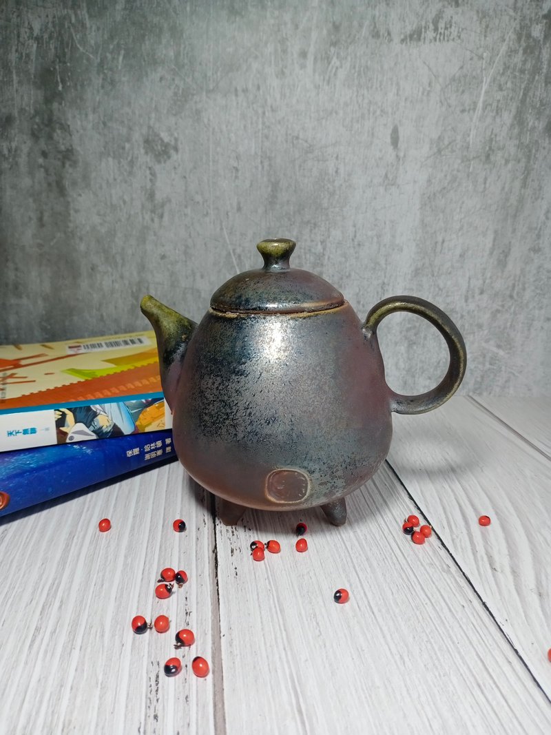 [Free Shipping] Handmade Teapot with Firewood Falling Ash/Yiliang - ถ้วย - ดินเผา 