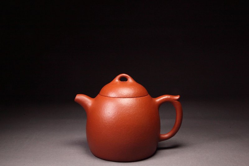 【Qin Quan】Longshan Brand Taixi Zhuni 190cc - Teapots & Teacups - Pottery Red