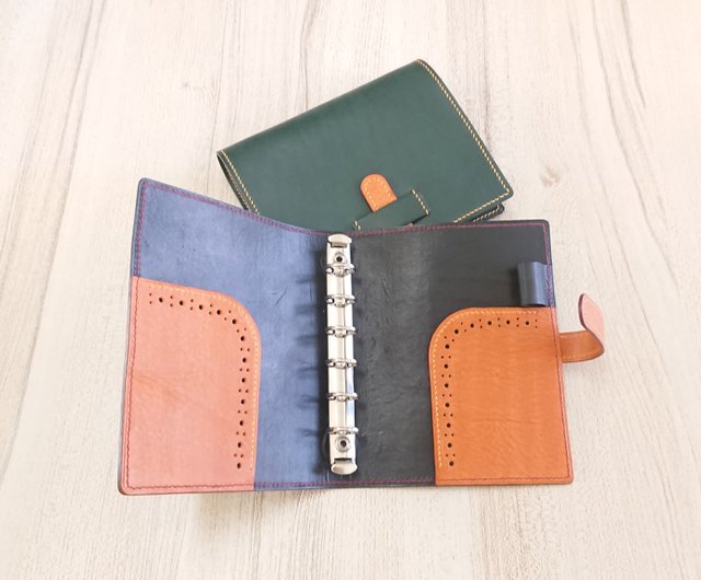 Horseshoe-shaped coin purse with foal stitching. Horseshoe-shaped coin purse  with genuine leather and full hand stitching. - Shop grace' S Leather  Handmade Coin Purses - Pinkoi