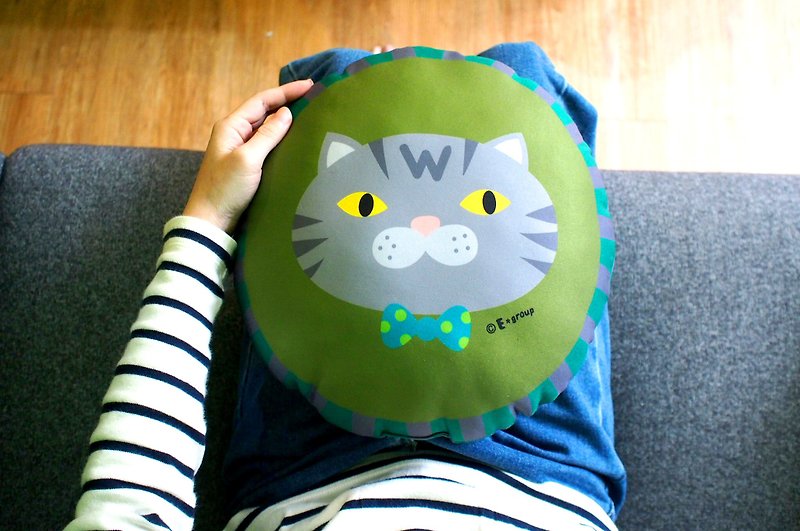 E*group round pillow double-sided design cato pillow lunch pillow gift gift - หมอน - ผ้าฝ้าย/ผ้าลินิน สีเขียว