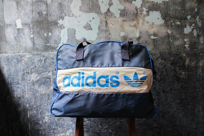 裊裊百貨公司-Vintage adidas 80'S早期手提運動包  復古著 - 手提包/手提袋 - 其他材質 