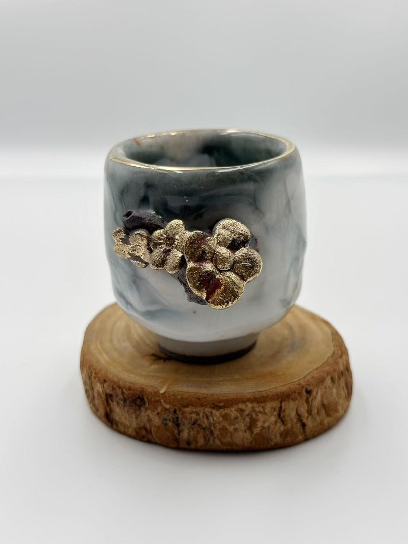 Handmade-opening series-Mo Zhino gilt hand cup-plum blossom-capacity about 80cc - Teapots & Teacups - Pottery 