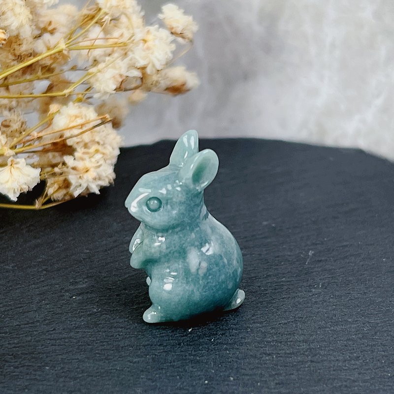 [Money Rabbit is Brocade] Natural Emerald Cute Rabbit Ornament | Natural A-cargo Emerald |