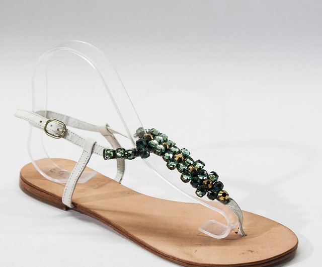 Diamond studded hot sale flip flops