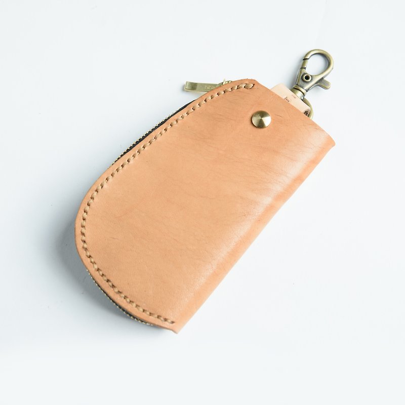 Hand-dyed-genuine leather vegetable tanned leather key case-black side models can be customized with lettering - ที่ห้อยกุญแจ - หนังแท้ สีส้ม