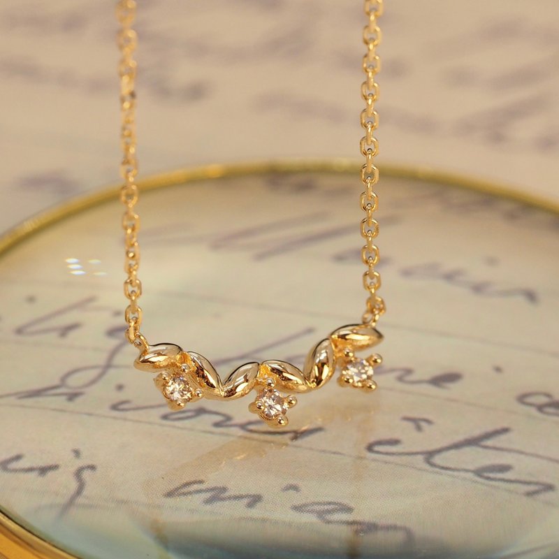 18K Gold The Diamond Spread Necklace - สร้อยคอ - เครื่องประดับ 