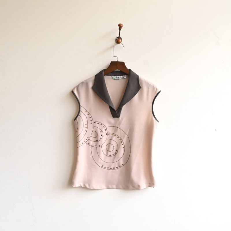 【蛋植物古著】波紋漣漪珠飾綴飾無袖古著上衣 - 女上衣/長袖上衣 - 其他人造纖維 