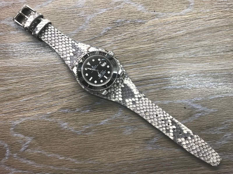 客人特別訂制 復古風蛇皮錶帶 Panerai手工表帶24mm - 錶帶 - 真皮 銀色