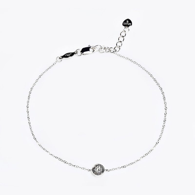 【Hand in Love】Diamond Design Bracelet - สร้อยข้อมือ - เพชร 