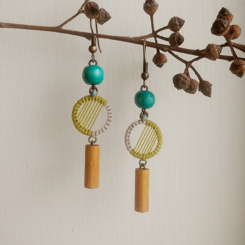 Forest tip breeze macrame boho earrings Teal green olive green fancy cord can be modified Clip-On - Earrings & Clip-ons - Cotton & Hemp Green