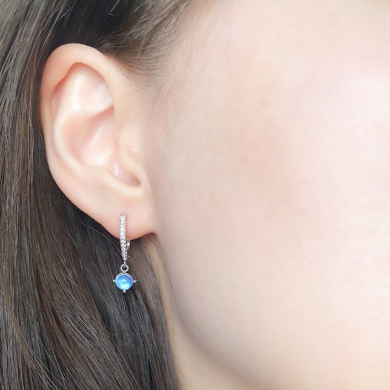 / Meteor / Stone Moonstone Moonstone 925 Silver Handmade Natural Stone Earrings - Earrings & Clip-ons - Sterling Silver Blue