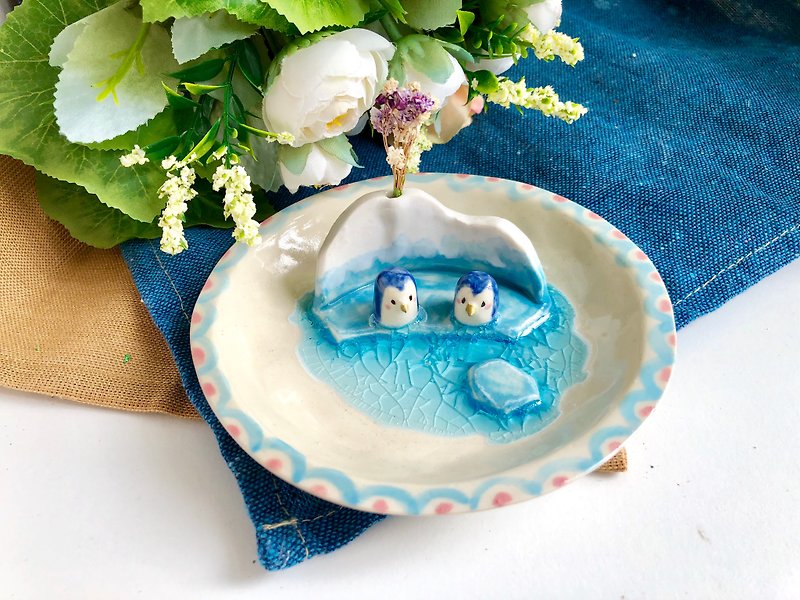 Penguin couple -Handmake Ceramic and glass Jewellery plate - Other - Pottery Blue