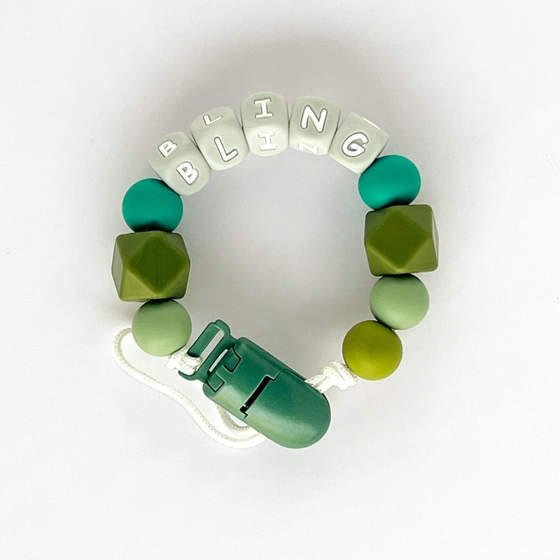 BLING customized pacifier chain - ของเล่นเด็ก - วัสดุอื่นๆ หลากหลายสี