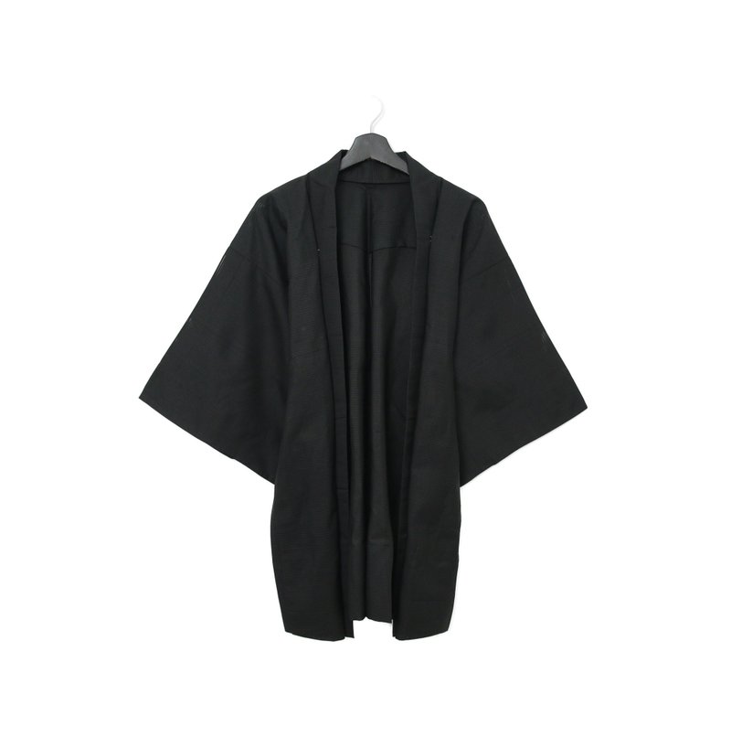 Back to Green-日本帶回羽織 黑微透 線條  kt-05/vintage kimono - 女大衣/外套 - 絲．絹 