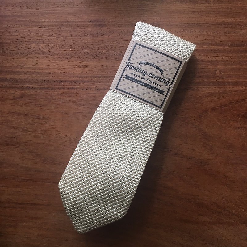 Vanilla White Knitted Tie - เนคไท/ที่หนีบเนคไท - เส้นใยสังเคราะห์ ขาว
