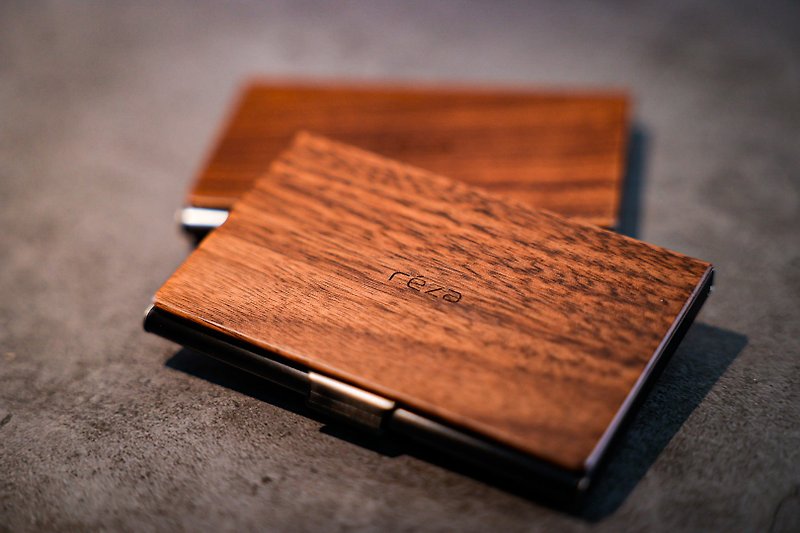 原木金屬名片盒 北美胡桃木 - 卡片套/卡片盒 - 木頭 