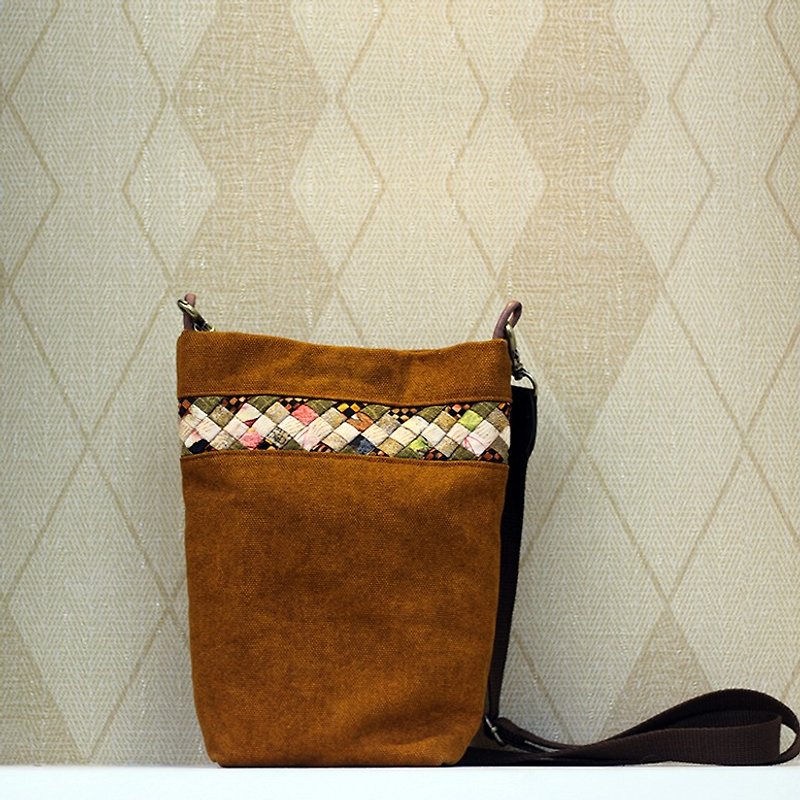 雀茶色民族風酒袋布斜肩包 ❖ 獨家手工縫製包 ❖ - 側背包/斜孭袋 - 棉．麻 咖啡色