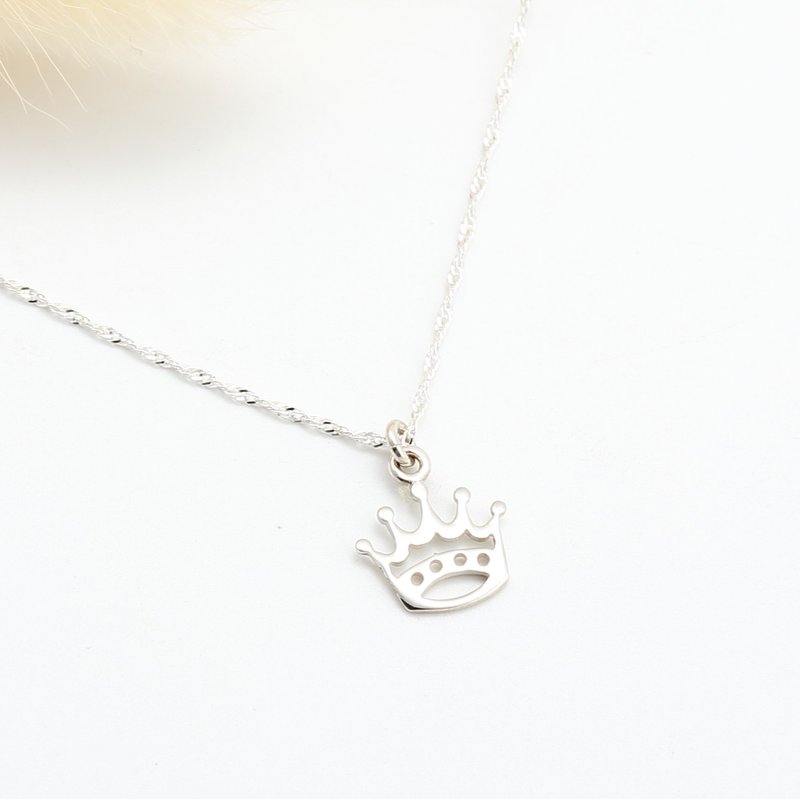 【Angel & Me】Queen King Crown s925 sterling silver necklace Birthday gift - สร้อยคอ - เงินแท้ สีเงิน