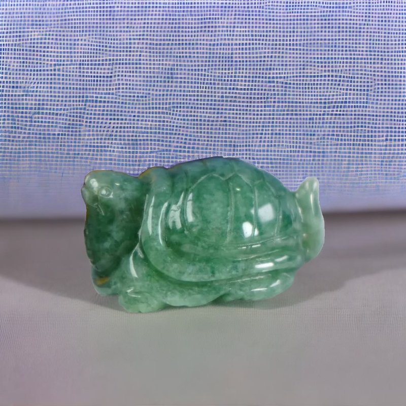 【Good Luck‧Longevity】Green Floating Flower Jade Turtle Ornament | Natural Burmese Jade A-Grade | Gift - อื่นๆ - หยก สีเขียว