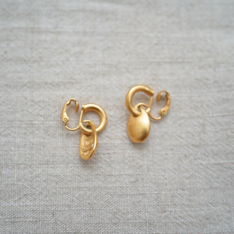 Pendant semi-matte gold-plated antique jewelry Clip-On vintage - Earrings & Clip-ons - Other Metals Gold