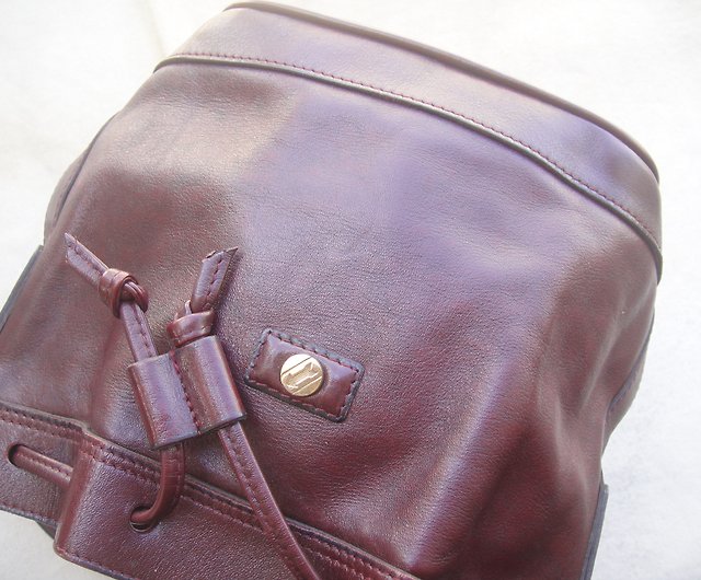 OLD-TIME] Early second-hand old bags Italian-made Burberrys bucket bag -  Shop OLD-TIME Vintage & Classic & Deco Messenger Bags & Sling Bags - Pinkoi