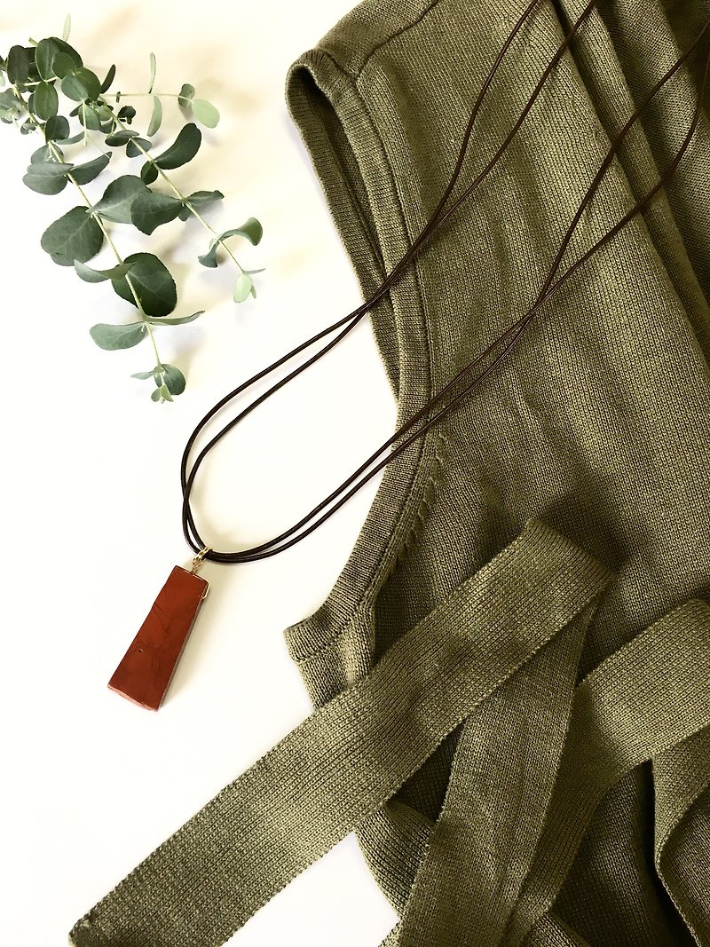 Red jasper and leather Necklace - 項鍊 - 石頭 紅色