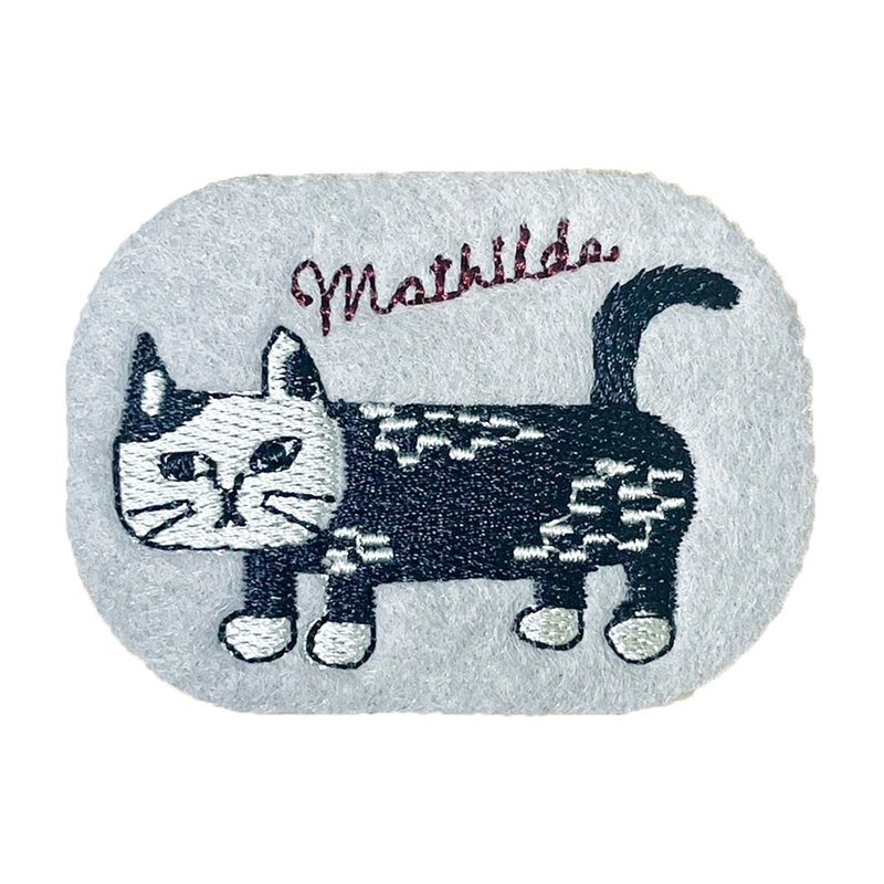 Kusuguru Japan 胸針 別針 日本相良刺繡 Maltida系列 灰色 - 胸針 - 聚酯纖維 灰色