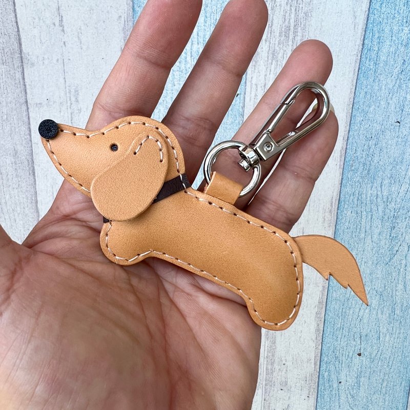 Healing things Khaki cute dachshund pure hand-stitched leather keychain small size - Keychains - Genuine Leather Orange