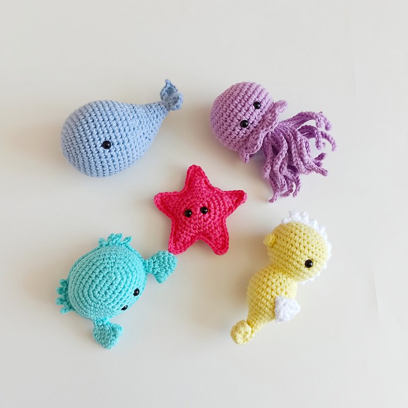 海の動物のかぎ針編み、かぎ針編みのクラゲの柔らかいおもちゃ、最初の誕生日の贈り物、新生児 - 知育玩具・ぬいぐるみ - コットン・麻 多色