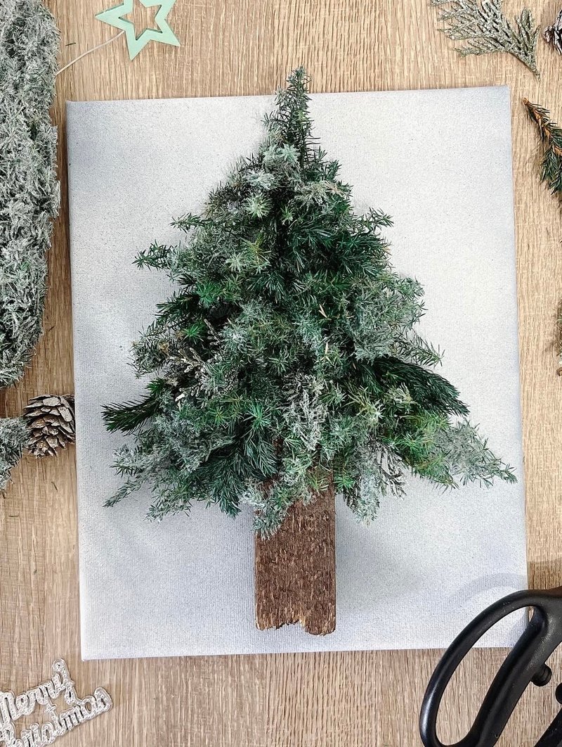 【DIY】Christmas in the painting-Eternal pine and cypress Christmas tree hanging painting-bare tree material package - Wall Décor - Plants & Flowers Gold