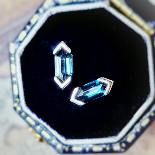Tamasii Jewellery 長六角倫敦藍託帕石電鍍18K白金純銀耳釘耳環