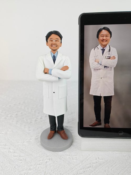 uDesign優湛 客製化人物公仔 人偶 3D人像畫 似顏繪 定製老闆 生日 紀念 禮物