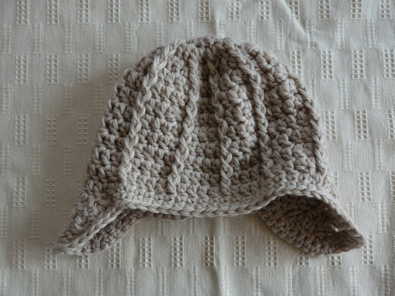 yuoworks / Knit cap with earmuffs / beige / wool - 女毛衣/針織衫 - 其他材質 咖啡色