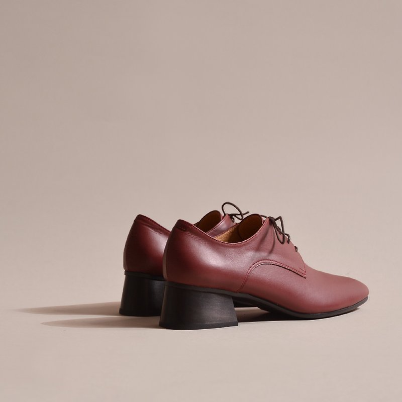 Square Head Derby Shoes P14 Wine [Clearance] After the sale of the cleared goods, only the replacement will not be returned - รองเท้าลำลองผู้หญิง - หนังแท้ สีแดง