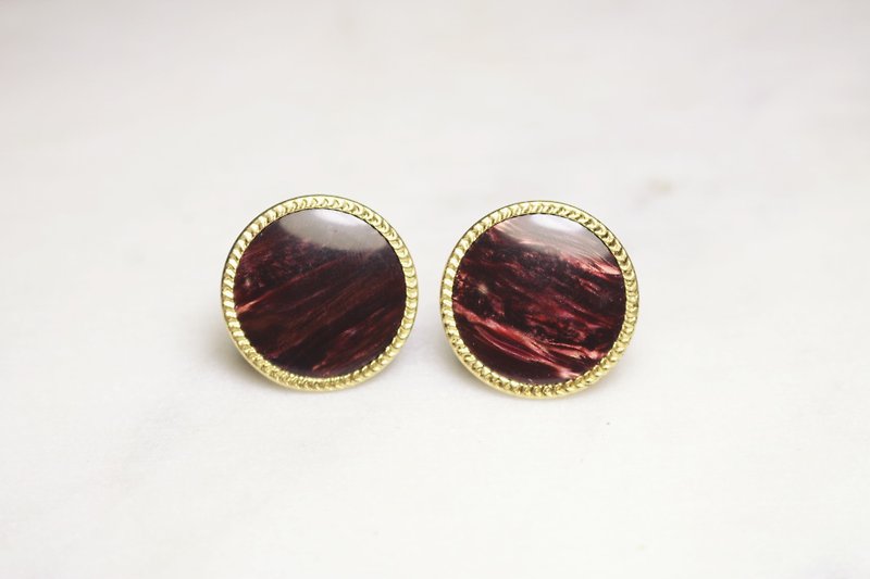 // Inlaid gold-rimmed vintage earrings with unique texture dark red brown // ve157 only one pair left out of print - Earrings & Clip-ons - Plastic Red