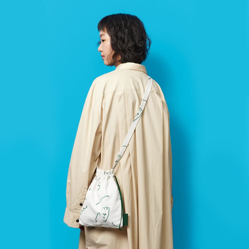 tan tan / palm print side bag - กระเป๋าแมสเซนเจอร์ - เส้นใยสังเคราะห์ ขาว