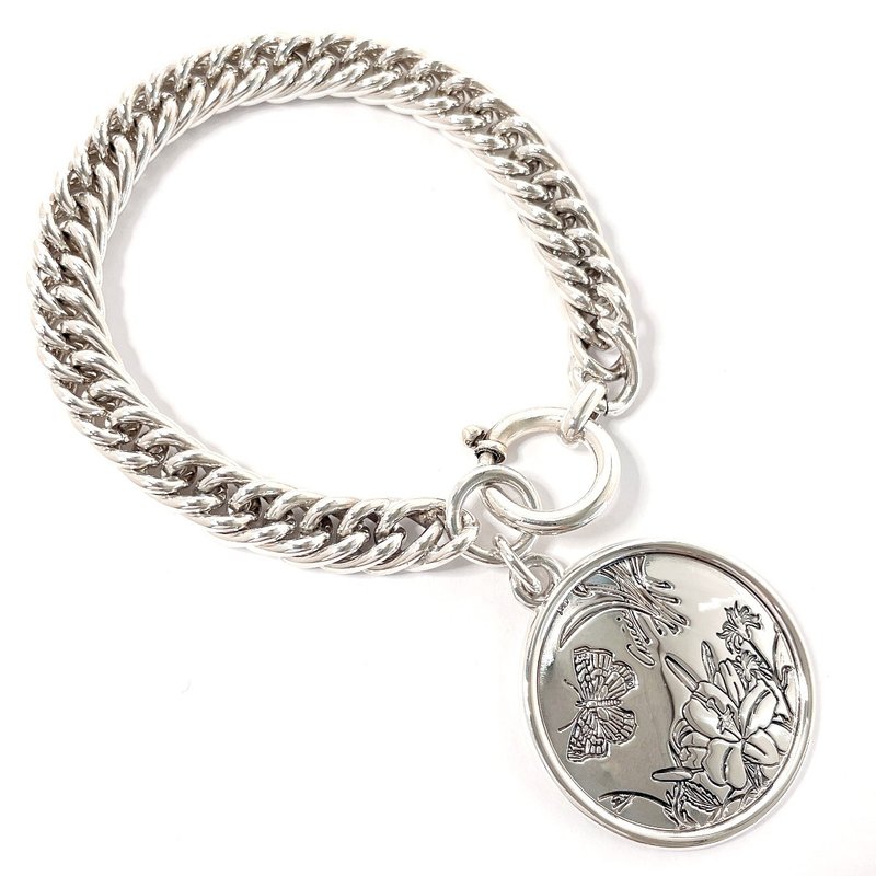 【日本直送 中古美品】グッチ GUCCI チェーン ブレスレット フローラ フラワー 花 蝶 シルバー925 希少 ヴィンテージ - 手鍊/手環 - 純銀 銀色