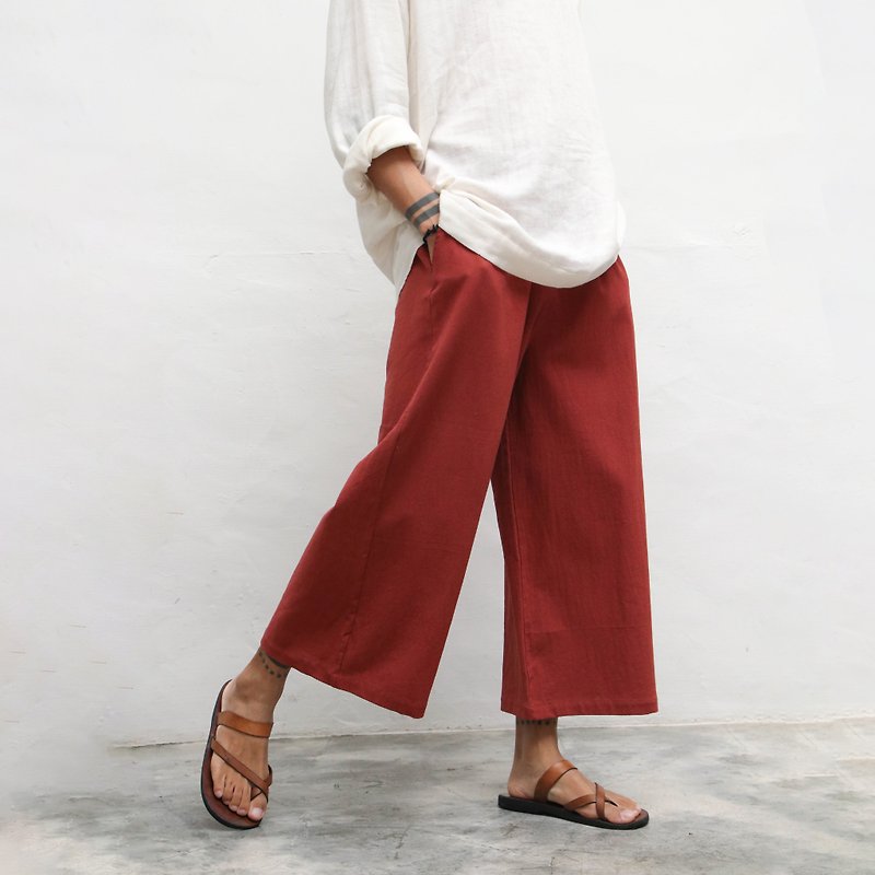 OMAKE textured pocket wide pants brick red - กางเกงขายาว - ผ้าฝ้าย/ผ้าลินิน สีแดง
