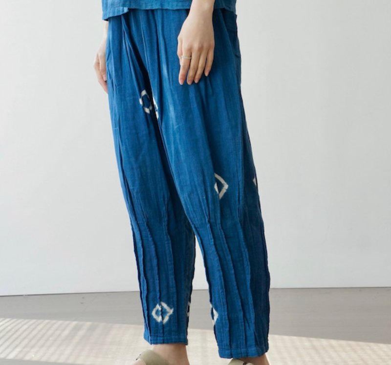 [Hand-Dyed Linen & Cotton] Elastic Waist Pleated Trousers in Three Colors - Women's Pants - Cotton & Hemp Blue