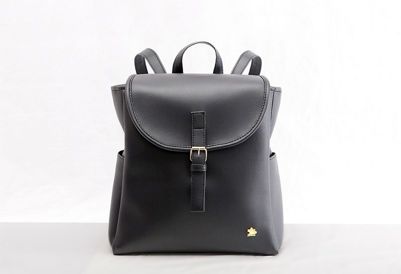 Taiwan Original/CLM Vegan Leather/Nipot Backpack-Black - กระเป๋าเป้สะพายหลัง - วัสดุกันนำ้ สีดำ