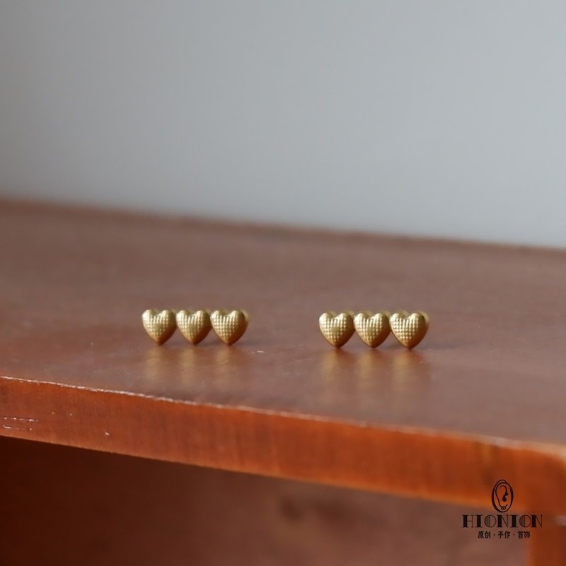 Mechanical heart ~ niche retro love heart earrings Japanese and Korean design ear clips high-end versatile exquisite earrings - ต่างหู - วัสดุอื่นๆ สีทอง