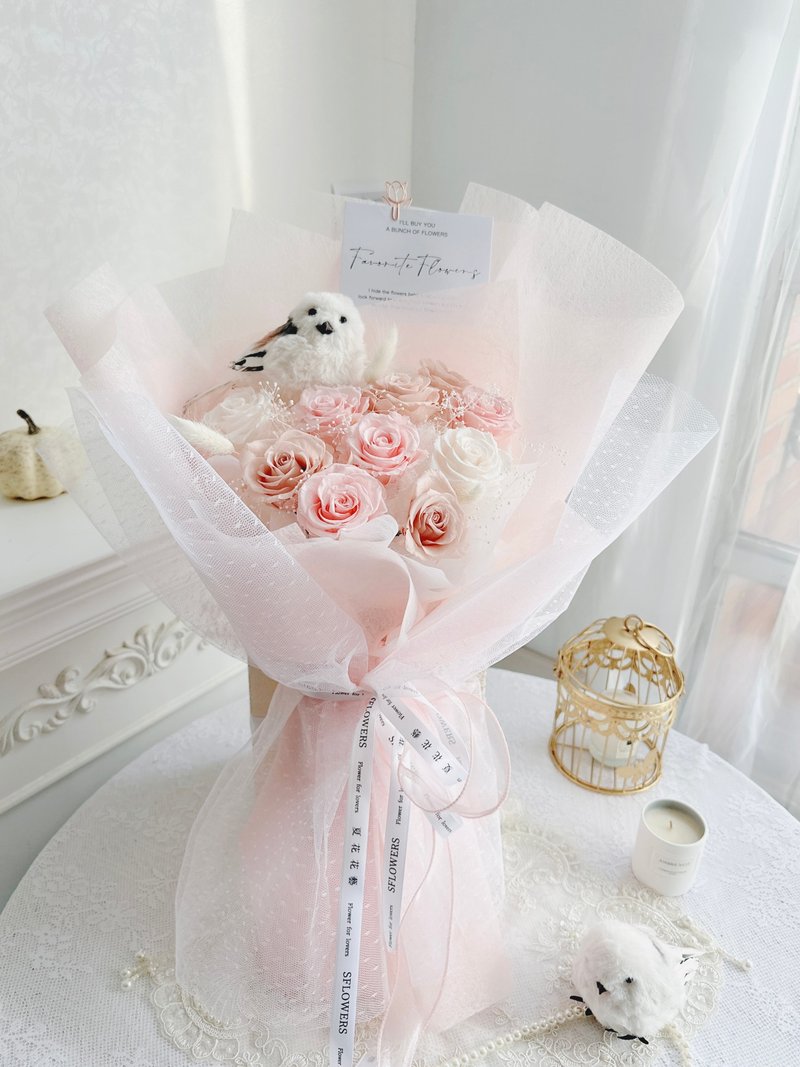 Snow Elf 11 Everlasting Rose Bouquet - Dried Flowers & Bouquets - Plants & Flowers Multicolor