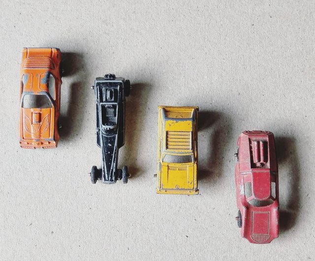 Old car deals toys