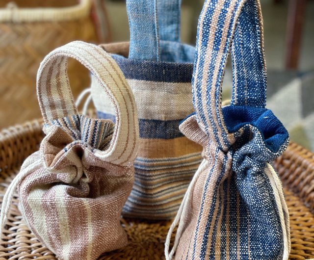 Plant-dyed hand-woven fabric cinch wrist bag/hand-twisted hand-woven  plant-dyed/tea set storage/crystal/teapot - Shop weyiwear Drawstring Bags -  Pinkoi