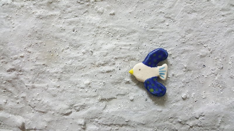 Small birds ceramic pin - Brooches - Pottery Blue