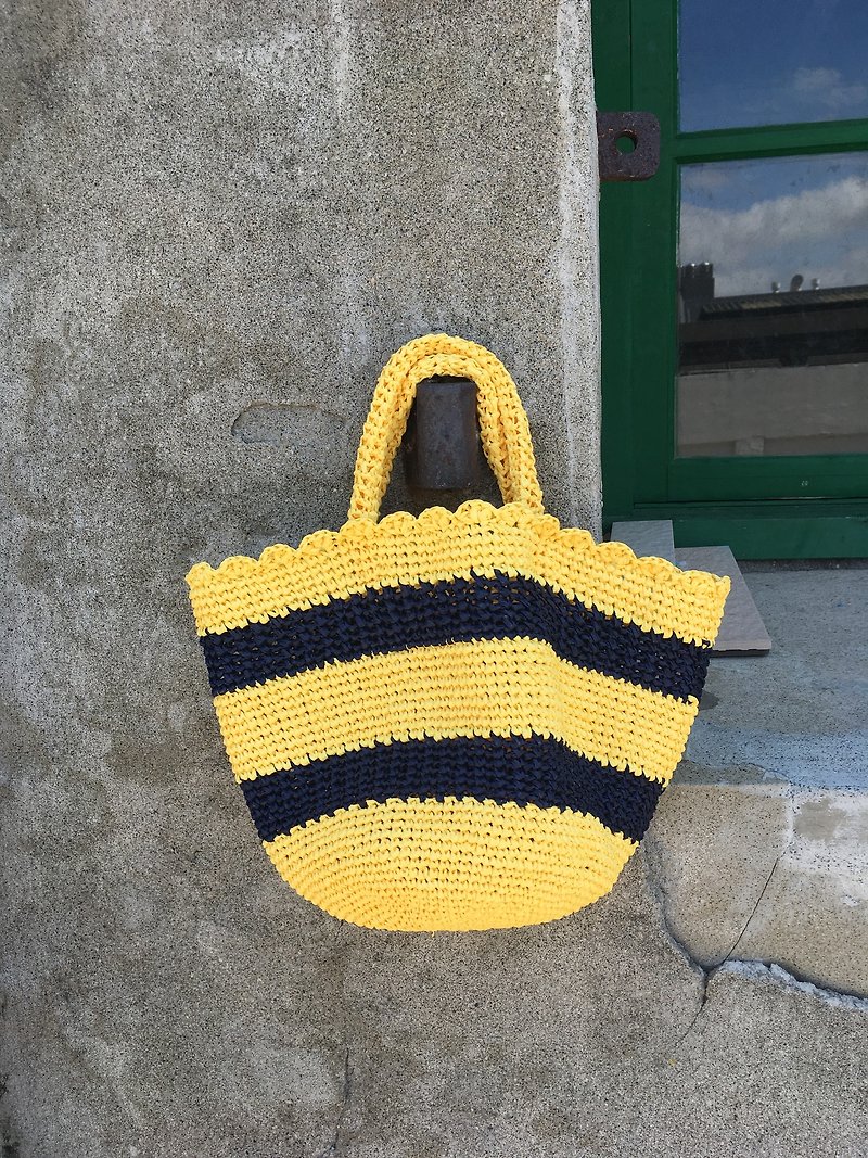 Little bee in the rose bush. Hand-woven hollow bag - Handbags & Totes - Paper Yellow
