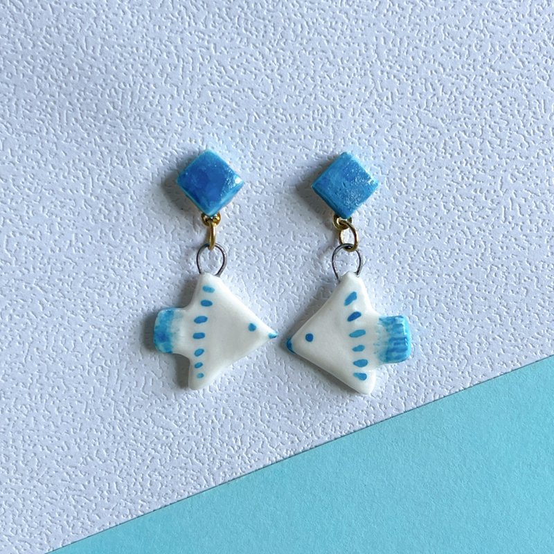 [Handmade Pottery] Happy Blue Bird Azure Pearl Light Earrings | Handmade Pottery - ต่างหู - เครื่องลายคราม สีแดง