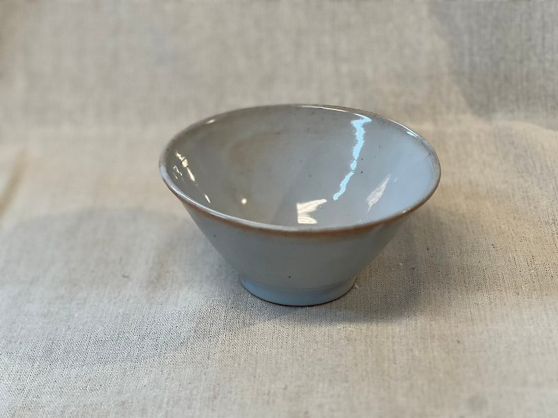 Bai Zhino rice bowl-2 - จานและถาด - ดินเผา ขาว